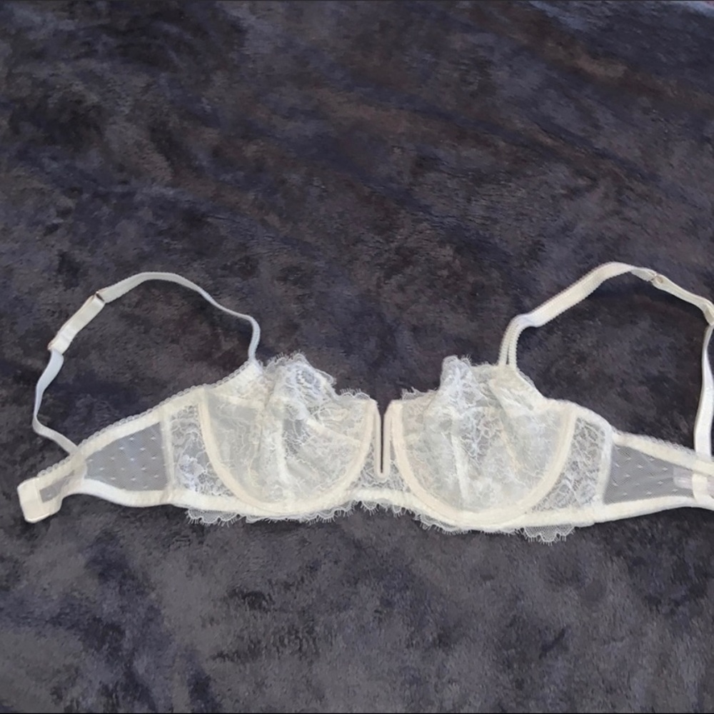 White lacy balconette bra